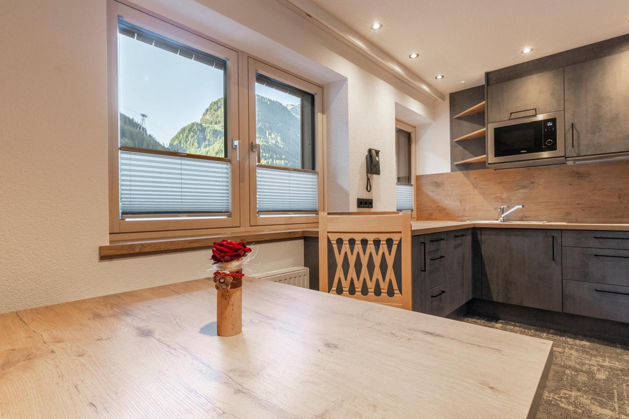 Appartements Kardona Ишгъл Екстериор снимка